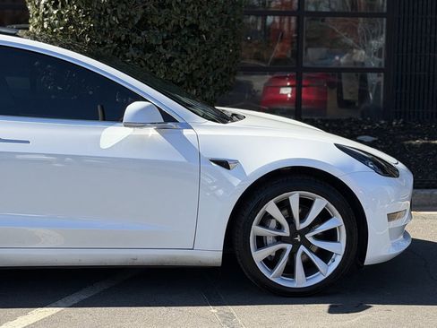 Used 2020 Tesla Model 3 Long Range image 23