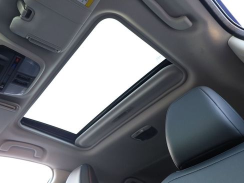 New 2026 Subaru Crosstrek 2.5i Limited AWD/4WD image 10