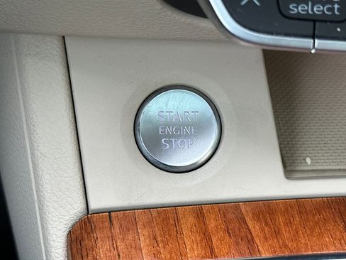 Used 2023 Audi Q5 2.0T Premium w/ Convenience Package image 22