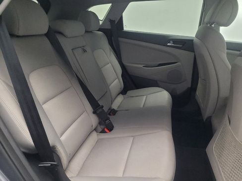 Used 2018 Hyundai Tucson SEL image 19
