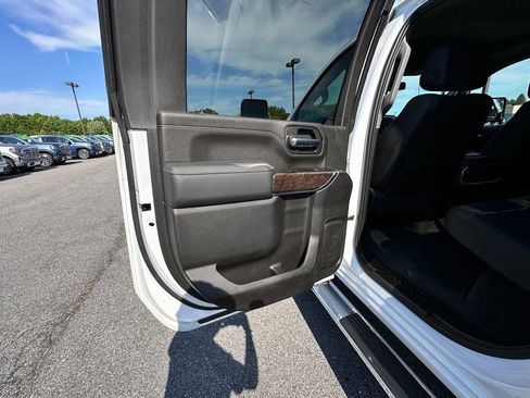 Certified 2022 GMC Sierra 2500 Denali AWD/4WD image 28