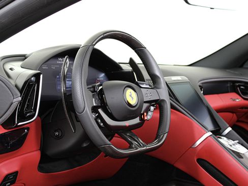Certified 2024 Ferrari Roma Spider RWD image 45
