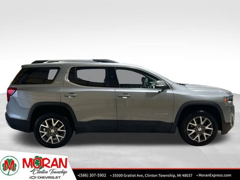 Certified 2023 GMC Acadia SLE w/ Driver Convenience Package image 6
