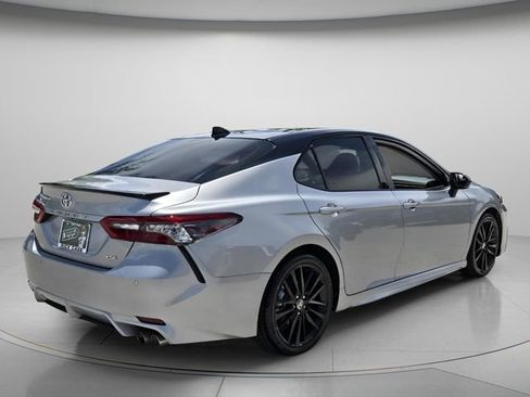 Used 2021 Toyota Camry XSE w/ Navigation Package FWD image 7