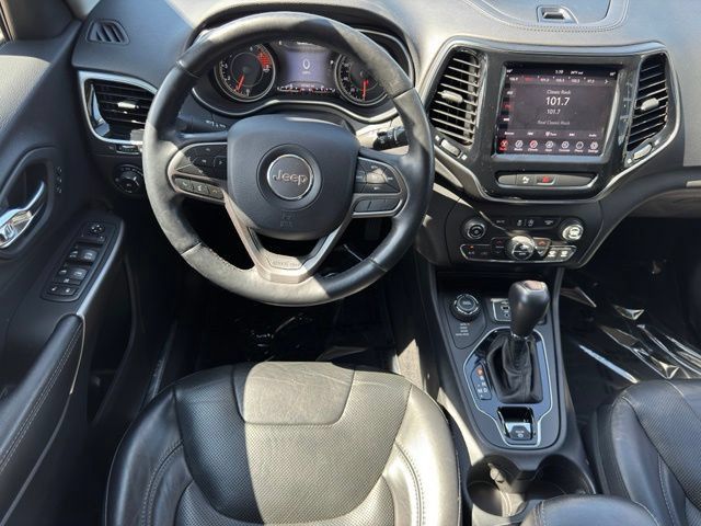 Used 2019 Jeep Cherokee Limited AWD/4WD image 13