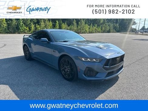 Used 2024 Ford Mustang GT Premium w/ GT Performance Package RWD image 3