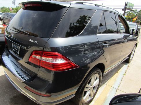 Used 2013 Mercedes-Benz ML 350 4MATIC image 4