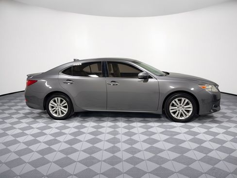 Used 2015 Lexus ES 350 w/ Premium Package FWD image 8