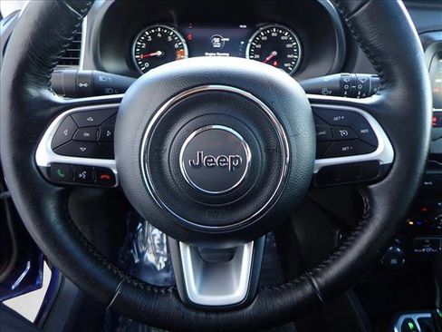 Used 2021 Jeep Renegade Latitude image 14