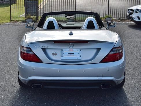 Used 2015 Mercedes-Benz SLK 250 w/ Premium Package image 30
