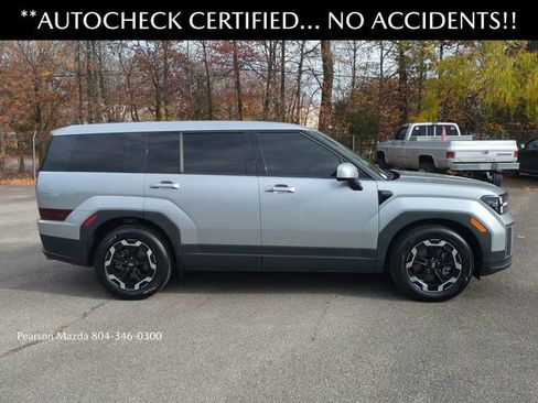 Used 2024 Hyundai Santa Fe SE image 3