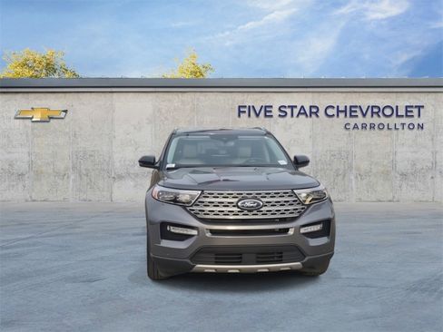 Used 2022 Ford Explorer Limited w/ Equipment Group 301A image 3