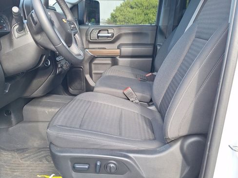 Used 2023 Chevrolet Silverado 2500 LT w/ Convenience Package image 8