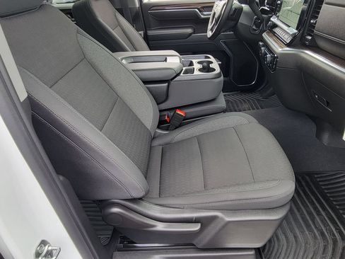 Used 2026 Chevrolet Silverado 1500 LT RWD image 18