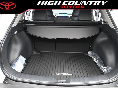 New 2026 Toyota Corolla Cross XLE w/ Convenience Package FWD image 21