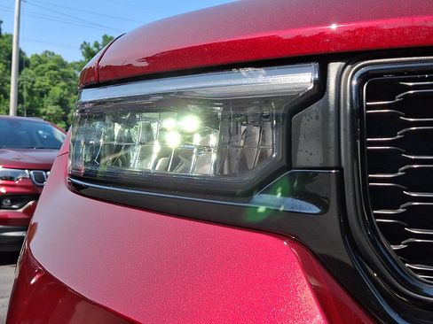 Certified 2023 Jeep Grand Cherokee Altitude AWD/4WD image 9