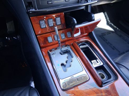 Used 2004 Lexus LS 430 image 18