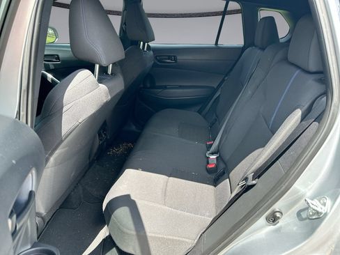 Used 2024 Toyota Corolla Cross AWD Hybrid w/ Moonroof Package image 30