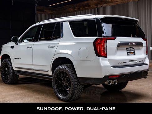 Used 2021 GMC Yukon Denali w/ Denali Premium Package image 7