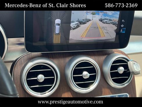 Used 2021 Mercedes-Benz GLC 300 4MATIC image 26
