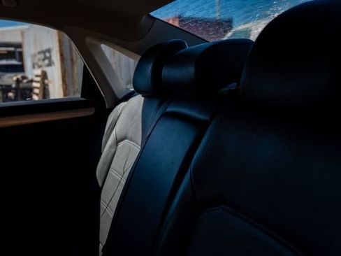 Used 2015 Volkswagen Passat TDI SE image 10