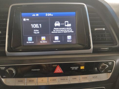 Used 2019 Hyundai Sonata SE FWD image 25