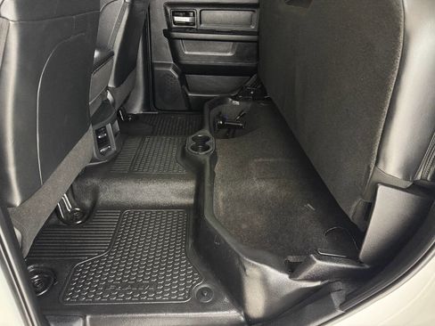 Used 2019 RAM 2500 Tradesman w/ Chrome Appearance Group image 42