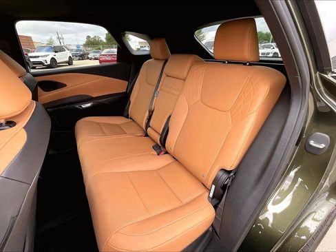 Used 2025 Lexus RX 350 Premium w/ Convenience Package image 21