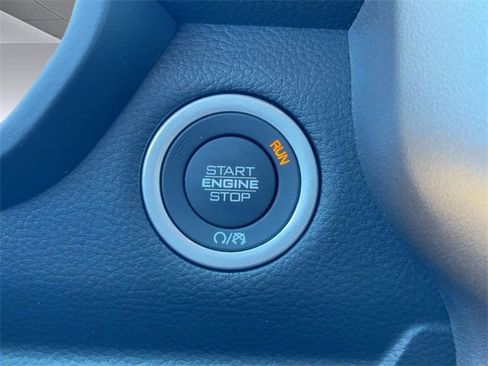 New 2026 RAM 1500 4x4 Crew Cab image 25