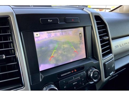 Used 2019 Ford F250 Lariat w/ Lariat Ultimate Package image 22