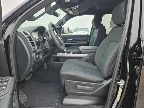 New 2026 RAM 1500 Express image 9