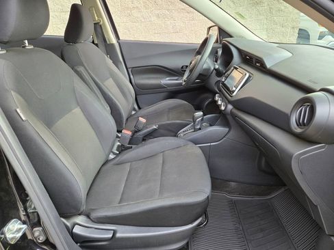 Used 2024 Nissan Kicks S FWD image 18