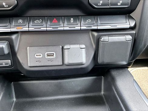 Used 2019 Chevrolet Silverado 1500 RST w/ All-Star Edition AWD/4WD image 32