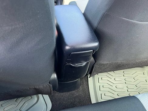 Used 2016 Toyota Prius C Four FWD image 18