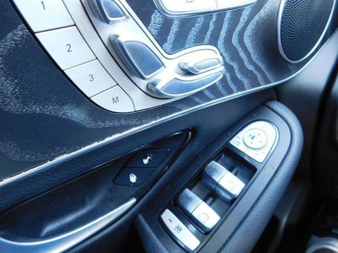 Used 2016 Mercedes-Benz GLC 300 image 27