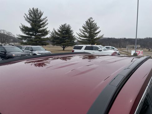 Used 2021 Toyota RAV4 XLE image 13