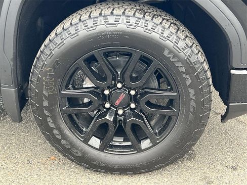 New 2026 GMC Sierra 1500 Pro w/ Graphite Edition image 29