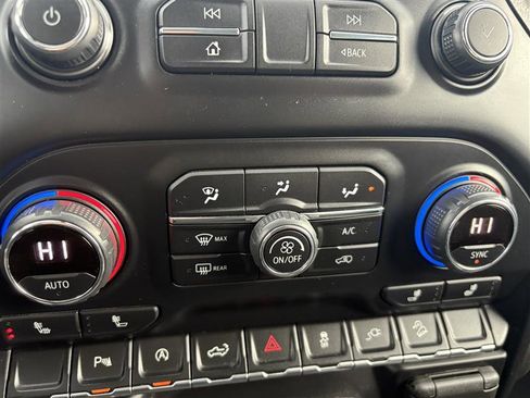 Used 2021 Chevrolet Silverado 1500 LT Trail Boss w/ Convenience Package II image 17