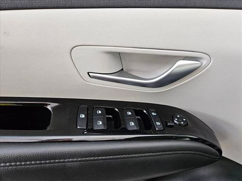 Certified 2024 Hyundai Tucson Limited AWD/4WD image 29