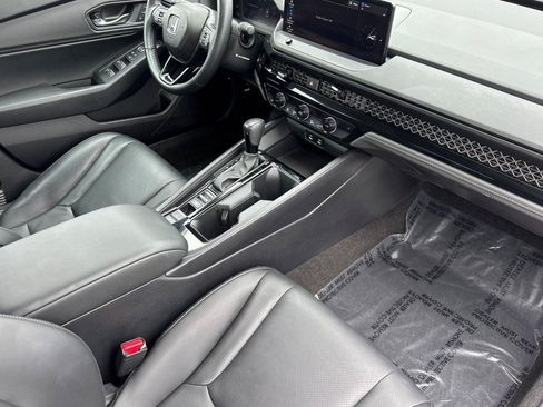 Used 2024 Honda Accord EX-L image 32