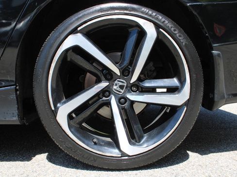 Used 2019 Honda Accord Sport image 21