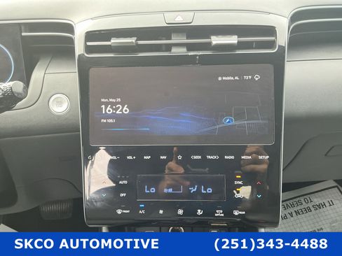 Used 2024 Hyundai Santa Cruz SEL w/ Activity Package FWD image 16