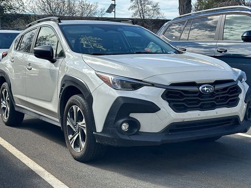 Used 2024 Subaru Crosstrek 2.0i Premium image 2