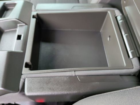 Used 2024 Chevrolet Silverado 1500 Custom image 29