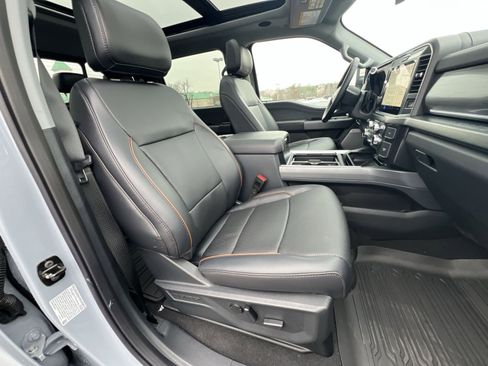 New 2025 Ford F350 Lariat w/ Lariat Ultimate Package image 27