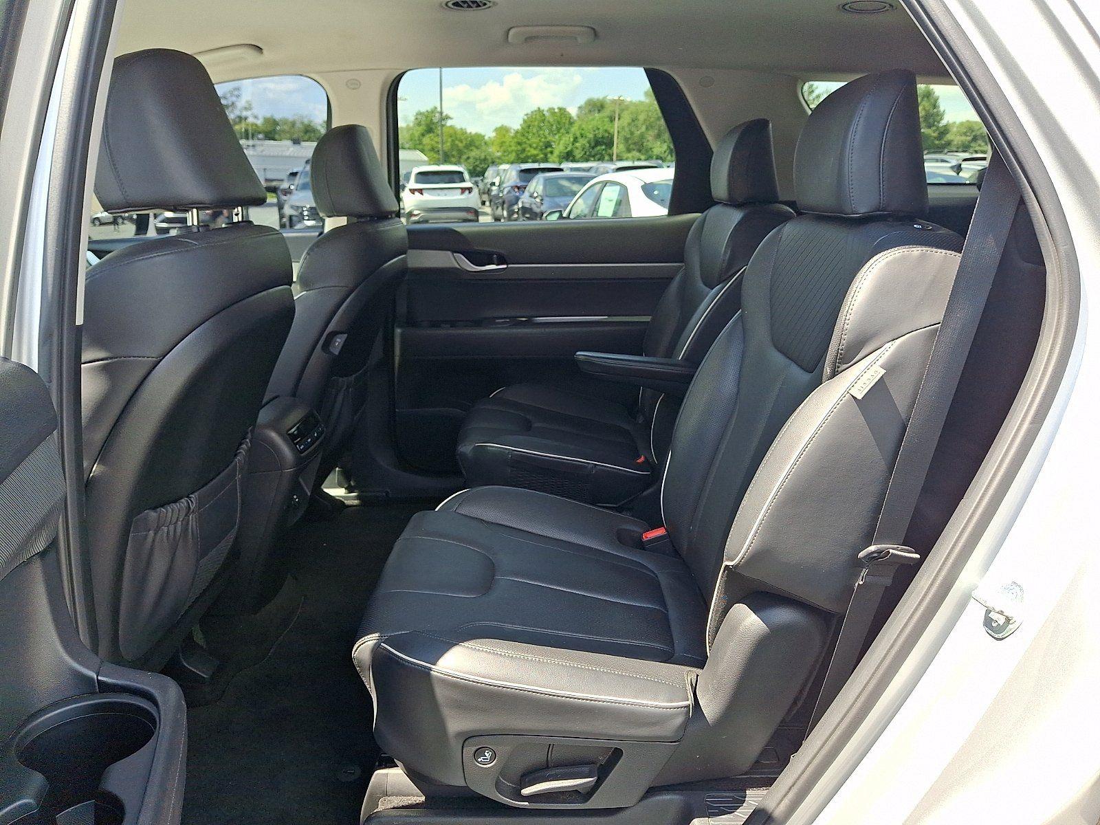 Used 2024 Hyundai Palisade SEL AWD/4WD image 11