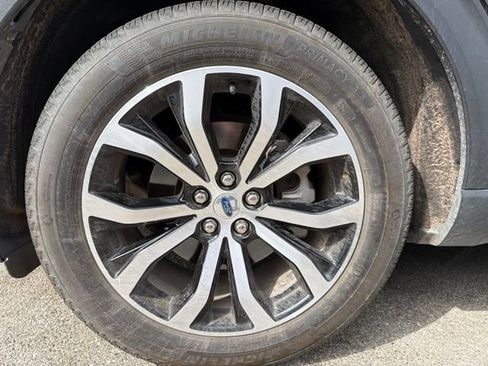 Certified 2025 Ford Explorer ST-Line AWD/4WD image 24