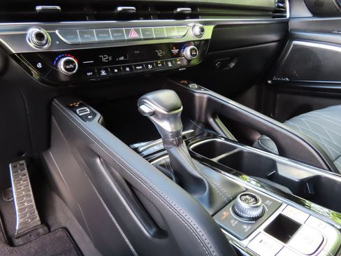 Certified 2024 Kia Telluride SX X-Line AWD/4WD image 26
