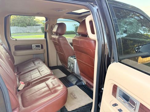 Used 2013 Ford F150 King Ranch w/ King Ranch Luxury Pkg image 15
