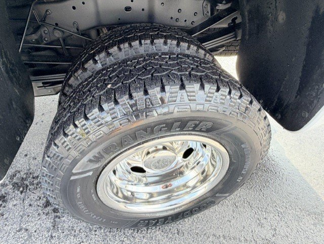 Used 2012 Ford F350 XL AWD/4WD image 11